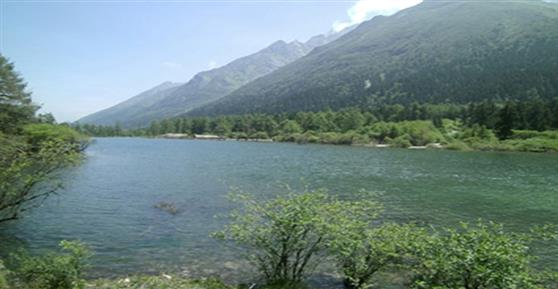 夏游米亞羅畢棚溝 避酷暑 享清涼