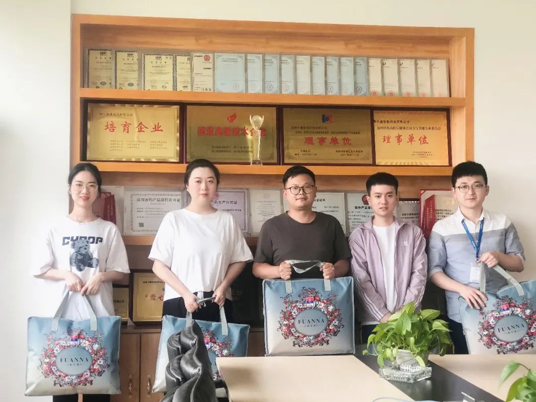 d86d44ab76e6465c89135623e06694de d86d44ab76e6465c89135623e06694de