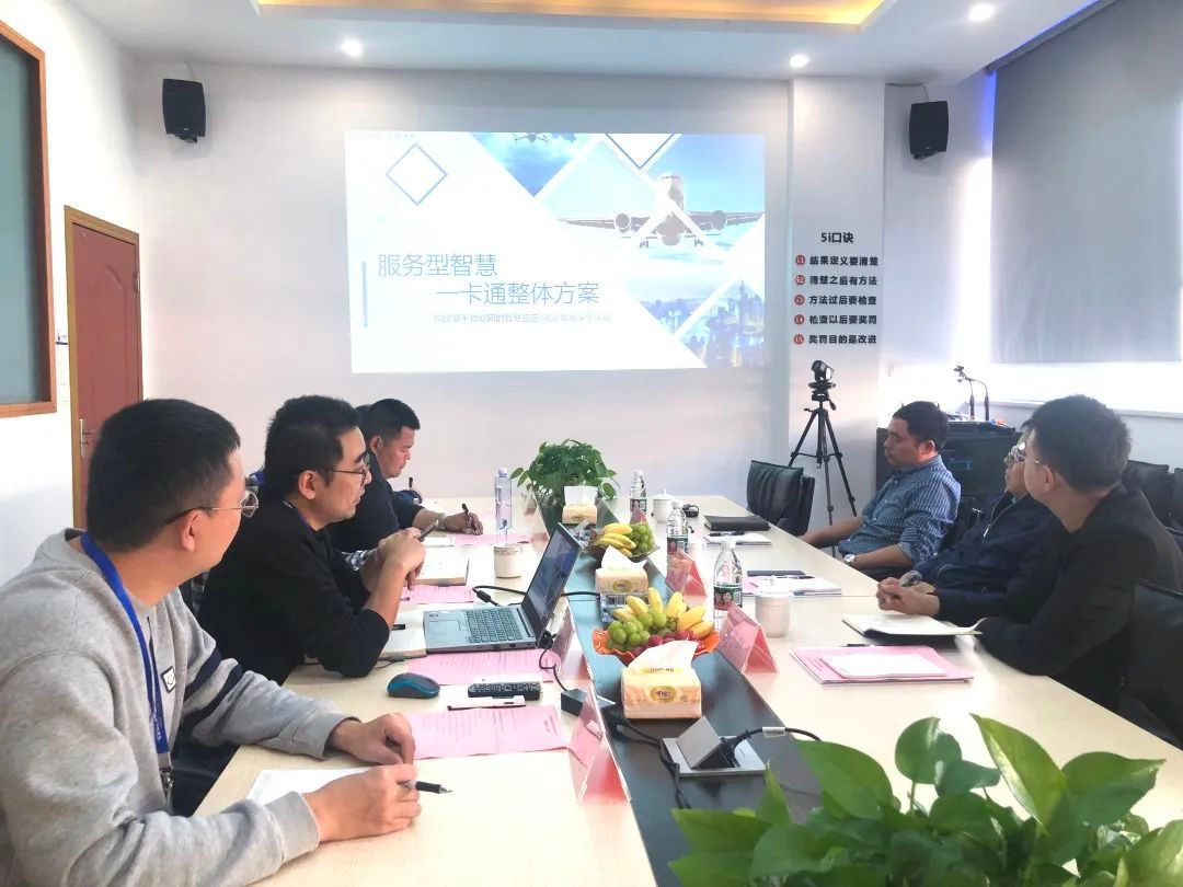 005BsHu9ly1hjq12ujli4j30u00mi770 005BsHu9ly1hjq12ujli4j30u00mi770