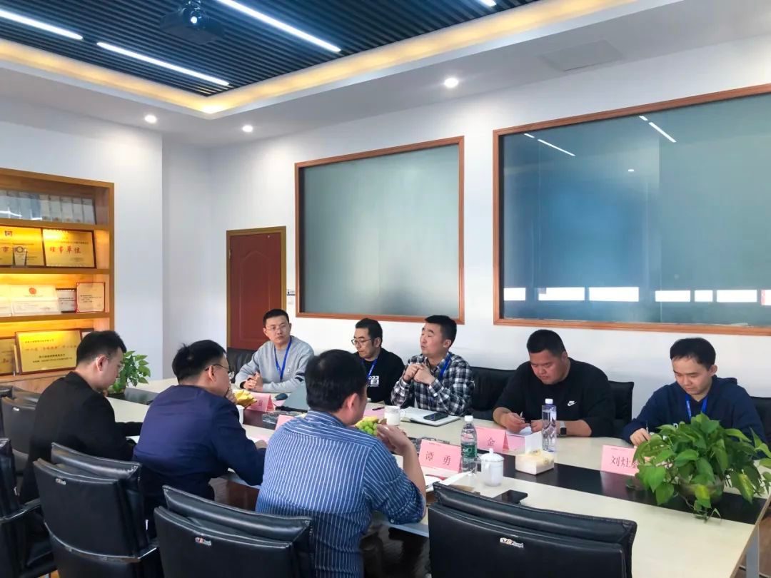 005BsHu9ly1hjq12ucemsj30u00min00 005BsHu9ly1hjq12ucemsj30u00min00