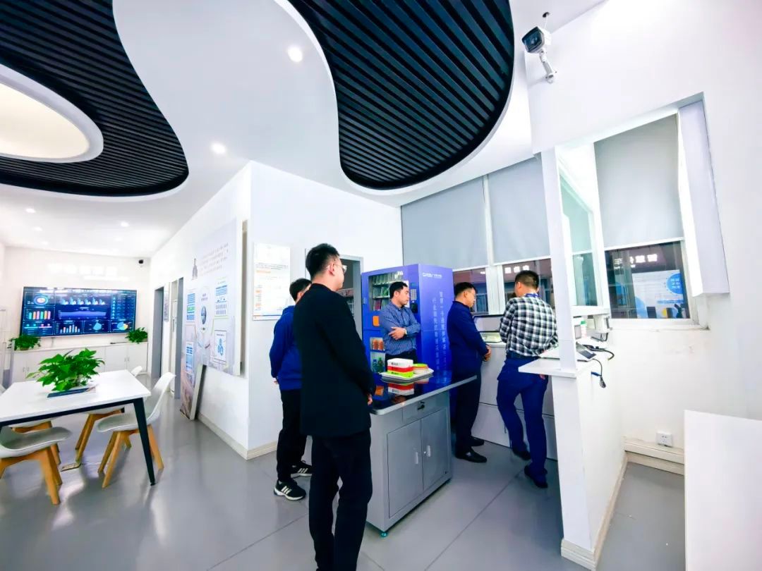 005BsHu9ly1hjq12vkl47j30u00midif 005BsHu9ly1hjq12vkl47j30u00midif